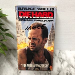 Diehard with a vengeance: Bruce Willis VHS